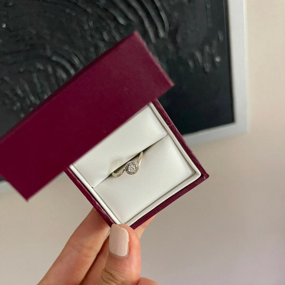 Helzberg diamond promise ring size 6